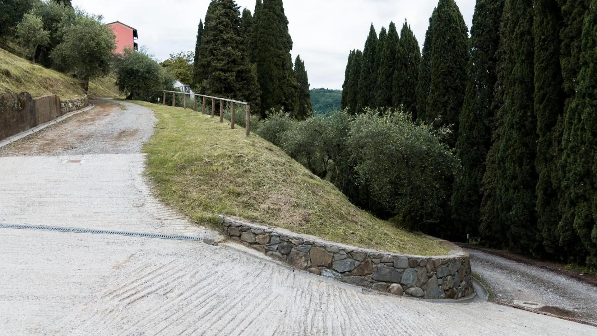 Residence Collecchio Pescia Aparthotel