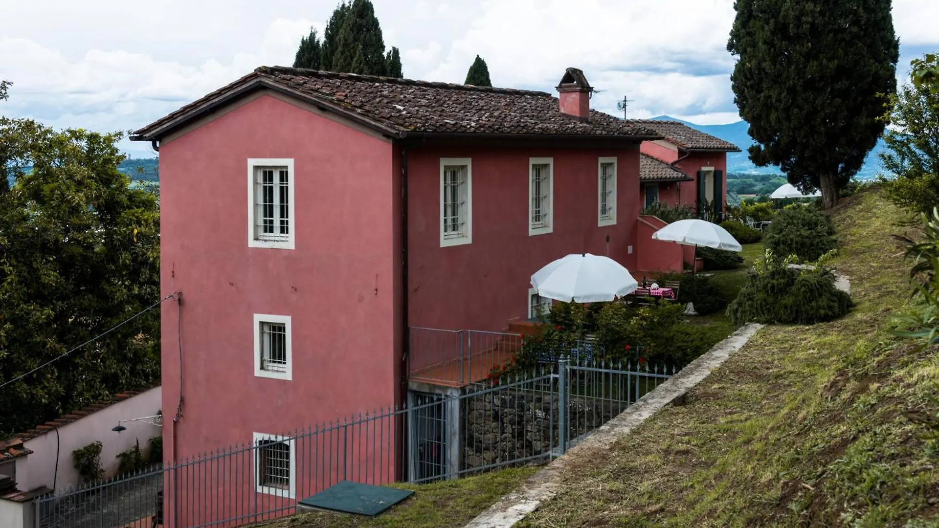 Residence Collecchio Pescia Italy