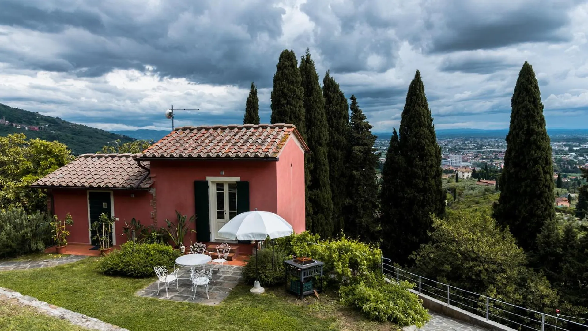 Residence Collecchio Pescia